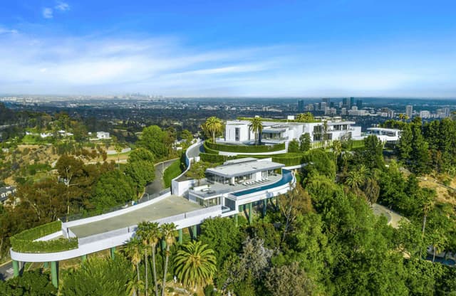 Bel Air mega-mansion ‘The One’ sold for massive $154 million discount Img